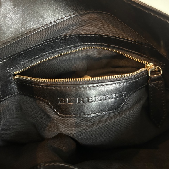 Burberry Bridle Gosford Hobo Medium Bag - Picture 8 of 9
